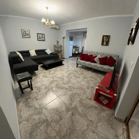 Ida Myslym Shyri Appartement *